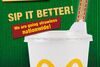 McDonald’s tìm kiếm các giải pháp thay thế ống hút nhựa