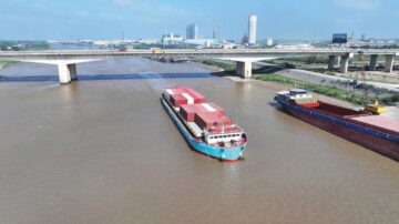 Gỡ vướng cho logistics đường thủy phía Bắc cất cánh